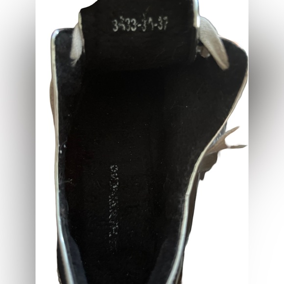 Silver with white star platform sneakers - Picture 5 of 6